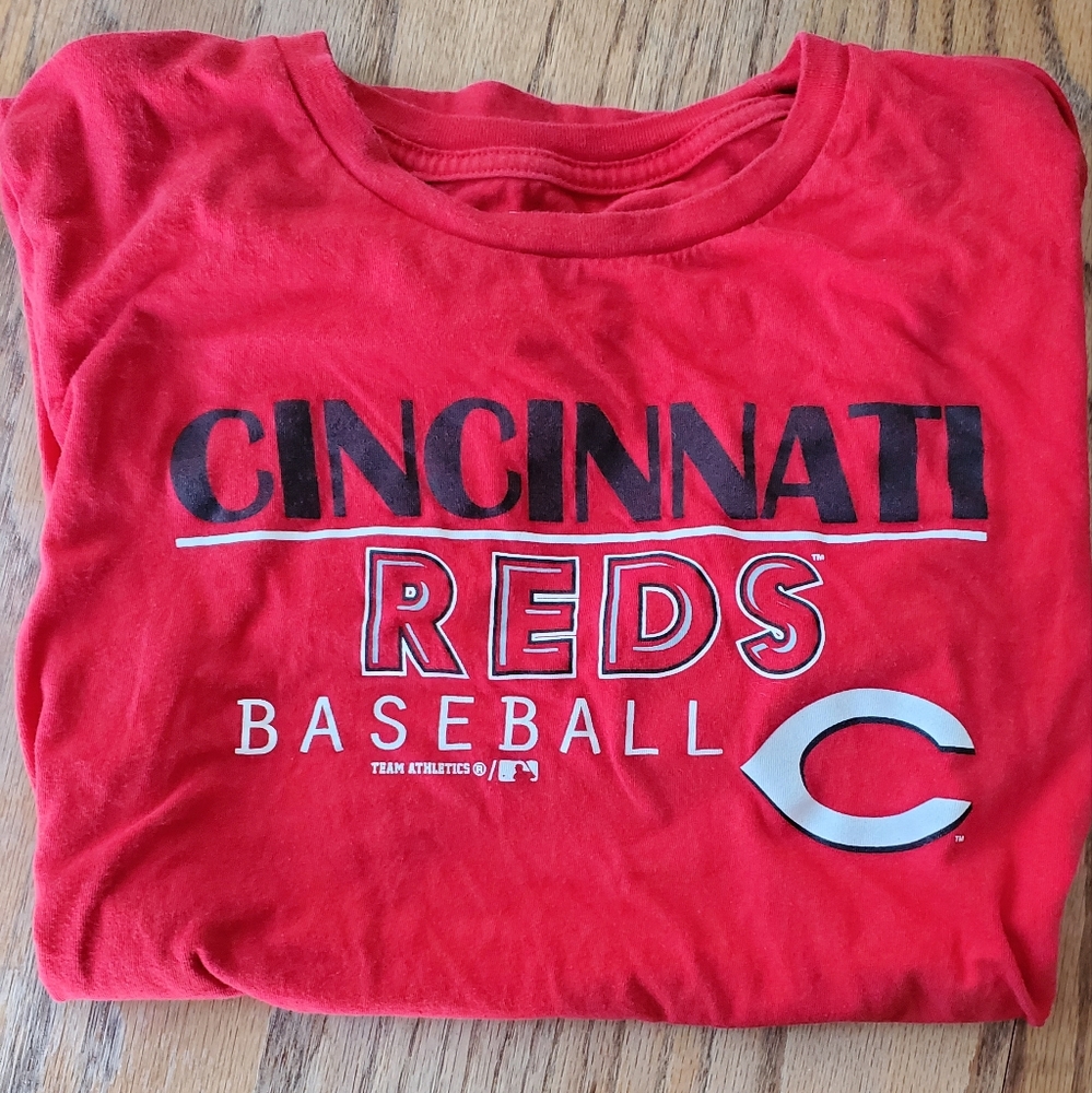 Boys Cincinnati Reds T-shirt